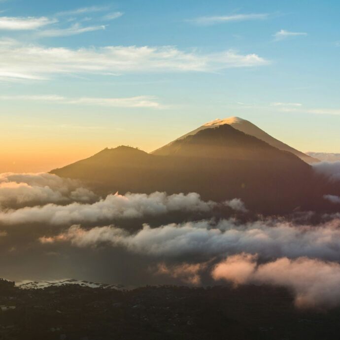 Trekking naar de top van de vulkaan, Ubud, Indonesië